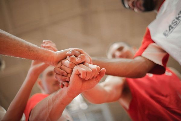How to foster better collaboration between  sales and marketing